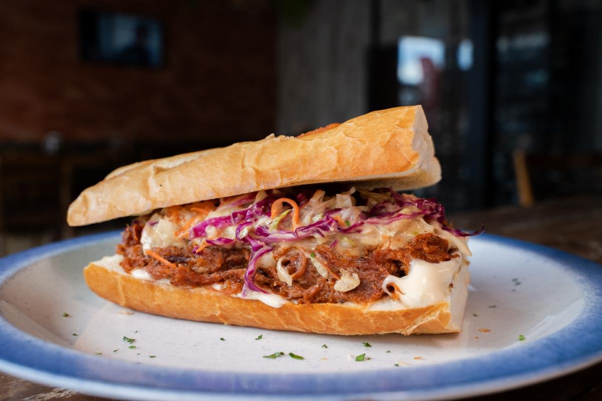 SANDUÍCHE PULLED PORK